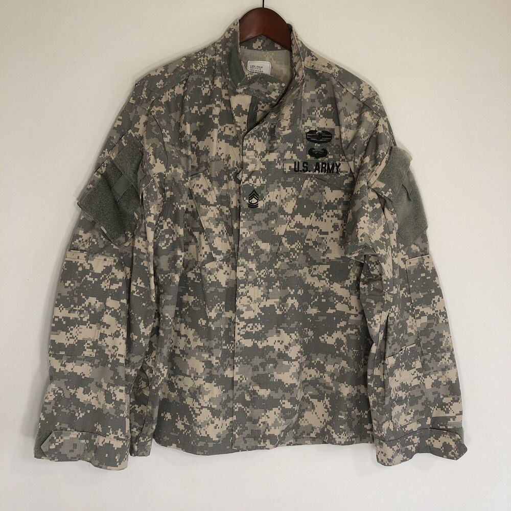 US Army Combat Uniform  XLarge Regular Digital Camo Jacket Zip US Army EUC